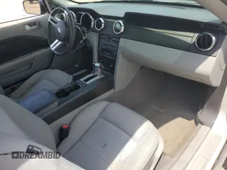 2008 Ford Mustang Deluxe with VIN 1ZVHT80N885179842, listed as a Copart auction lot 54530415 with 170,736 mi miles and Salvage title. Bid and sale history available at DreamBid. Image 8.