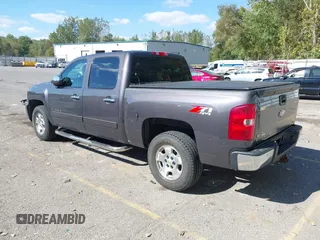 2011 Chevrolet Silverado 1500 LT with VIN 1GCPKSE37BF135726, listed as a IAAI auction lot 40485051 with 137,662 mi miles and . Bid and sale history available at DreamBid. Image 3.