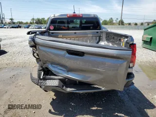 2024 Chevrolet Colorado 2WD LT z VIN 1GCPSCEK8R1319934, wystawiony jako Copart lot #51168815 z przebiegiem 2 196 mil mil oraz Szkoda całkowita • Salvage title. Historia ofert i sprzedaży dostępna na DreamBid. Obrazek 6.
