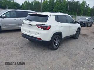 2019 Jeep Compass Latitude с VIN 3C4NJCBBXKT699338, выставлен на аукционе IAAI как лот 42257672 с пробегом 102 970 миль миль и . История ставок и продаж доступна на DreamBid. Изображение 4.