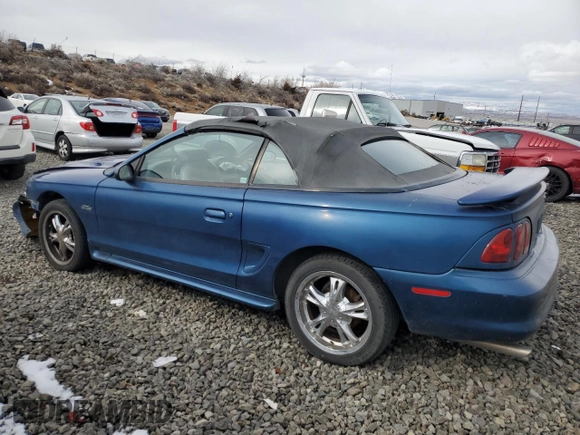 1998 Ford Mustang GT z VIN 1FAFP45X6WF186450, wystawiony jako Copart lot #45398475 z przebiegiem 124 697 mil mil oraz Szkoda całkowita • Salvage title. Historia ofert i sprzedaży dostępna na DreamBid. Obrazek 2.