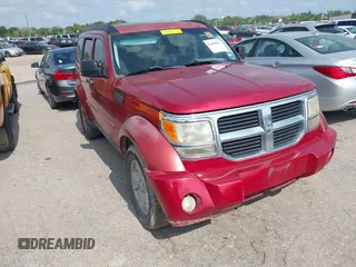 2008 Dodge Nitro SXT z VIN 1D8GT28K18W259419, wystawiony jako IAAI lot #42406662 z przebiegiem 197 382 mil mil oraz . Historia ofert i sprzedaży dostępna na DreamBid. Obrazek 1.