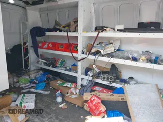 2020 Ford Transit Cargo с VIN 1FTBR1C83LKB26030, выставлен на аукционе IAAI как лот 42667583 с пробегом 83 826 миль миль и . История ставок и продаж доступна на DreamBid. Изображение 8.