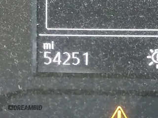 2020 Volkswagen Jetta S z VIN 3VWCB7BU8LM008555, wystawiony jako IAAI lot #41986229 z przebiegiem 54 251 mil mil oraz . Historia ofert i sprzedaży dostępna na DreamBid. Obrazek 15.