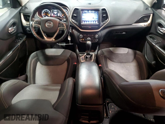 2014 Jeep Cherokee Latitude z VIN 1C4PJLCB0EW221659, wystawiony jako Copart lot #47098115 z przebiegiem 166 110 mil mil oraz Szkoda całkowita • Salvage title. Historia ofert i sprzedaży dostępna na DreamBid. Obrazek 8.
