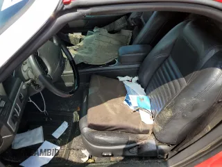 2002 Ford Thunderbird Hardtop Premium z VIN 1FAHP60A22Y123884, wystawiony jako Copart lot #59876794 z przebiegiem Nie podano mil oraz Szkoda całkowita • Salvage title. Historia ofert i sprzedaży dostępna na DreamBid. Obrazek 7.