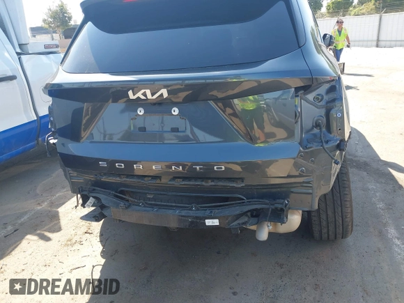 2022 Kia Sorento LX with VIN 5XYRG4LC8NG115947, listed as a IAAI auction lot 42459508 with 49,592 mi miles and . Bid and sale history available at DreamBid. Image 18.