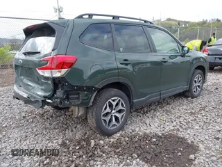 2023 Subaru Forester Premium z VIN JF2SKAEC4PH550195, wystawiony jako IAAI lot #42090869 z przebiegiem 7 271 mil mil oraz . Historia ofert i sprzedaży dostępna na DreamBid. Obrazek 4.