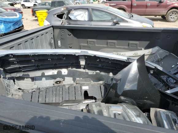 2019 Chevrolet Silverado 1500 LT with VIN 3GCPWCED3KG160866, listed as a Copart auction lot 50388355 with 150,419 mi miles and Salvage Title. Bid and sale history available at carsss.com. Image 12.