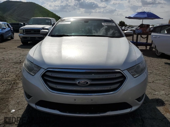 2015 Ford Taurus SEL with VIN 1FAHP2E88FG121647, listed as a Copart auction lot 51660585 with 155,686 mi miles and Clean Title. Bid and sale history available at DreamBid. Image 5.
