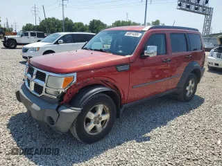 2008 Dodge Nitro SXT z VIN 1D8GU28K28W188650, wystawiony jako Copart lot #60814305 z przebiegiem 301 191 mil mil oraz Szkoda całkowita • Salvage title. Historia ofert i sprzedaży dostępna na DreamBid. Obrazek 1.
