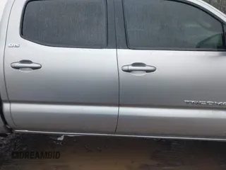 2018 Toyota Tacoma SR with VIN 3TMCZ5AN4JM148581, listed as a IAAI auction lot 41462945 with 115,655 mi miles. Bid and sale history available at carsss.com. Image 13.