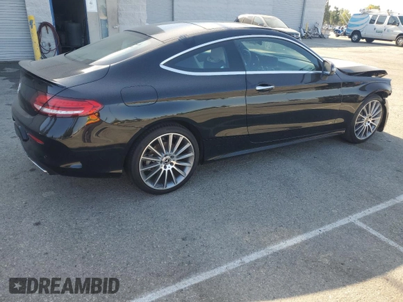 2020 Mercedes-Benz C 300 с VIN WDDWJ8DBXLF976523, выставлен на аукционе Copart как лот 54270915 с пробегом 3 059 миль миль и Списание • Salvage title. История ставок и продаж доступна на DreamBid. Изображение 3.