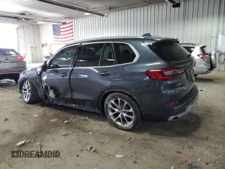 2019 BMW X5 xDrive40i z VIN 5UXCR6C5XKLL21055, wystawiony jako Copart lot #58574775 z przebiegiem 45 017 mil mil oraz Szkoda całkowita • Salvage title. Historia ofert i sprzedaży dostępna na DreamBid. Obrazek 2.
