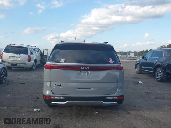 2024 Kia Carnival SX Prestige with VIN KNDNE5H35R6366419, listed as a IAAI auction lot 40725677 with 18,745 mi miles and . Bid and sale history available at DreamBid. Image 16.