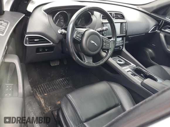 2017 Jaguar F-Pace 35t Premium with VIN SADCJ2BV3HA883472, listed as a Copart auction lot 54220855 with 92,678 mi miles and Clean title. Bid and sale history available at DreamBid. Image 8.
