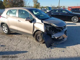 2018 Chevrolet Trax LS with VIN 3GNCJKSB7JL412108, listed as a IAAI auction lot 40764109 with 70,517 mi miles. Bid and sale history available at carsss.com. Image 1.