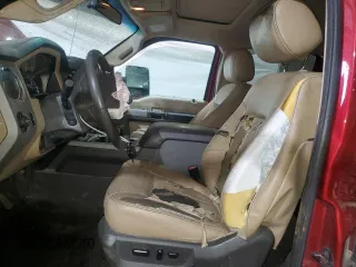 2014 Ford F-250 XL z VIN 1FT7W2BT2EEB32056, wystawiony jako Copart lot #60206795 z przebiegiem 319 139 mil mil oraz Szkoda całkowita • Salvage title. Historia ofert i sprzedaży dostępna na DreamBid. Obrazek 7.