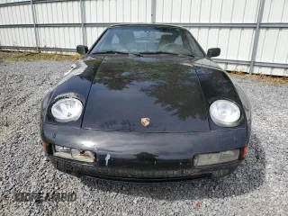 1988 Porsche 928 z VIN WP0JB0921JS860322, wystawiony jako Copart lot #58960975 z przebiegiem 136 427 mil mil oraz Szkody całkowita. Historia ofert i sprzedaży dostępna na DreamBid. Obrazek 5.