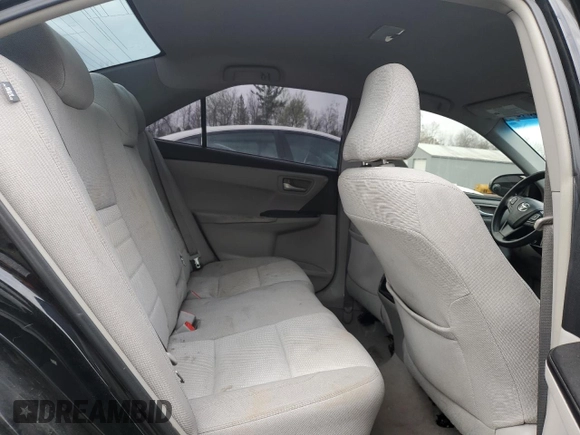 2015 Toyota Camry XLE z VIN 4T1BF1FK7FU498457, wystawiony jako Copart lot #52054965 z przebiegiem 230 413 mil mil oraz Czysty tytuł • Clean title. Historia ofert i sprzedaży dostępna na DreamBid. Obrazek 10.