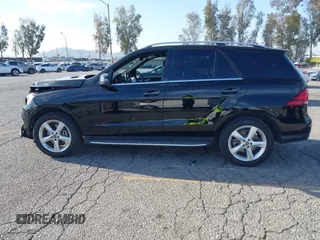 2018 Mercedes-Benz GLE 350 z VIN 4JGDA5JB3JB003469, wystawiony jako IAAI lot #41841759 z przebiegiem 62 703 mil mil oraz . Historia ofert i sprzedaży dostępna na DreamBid. Obrazek 14.