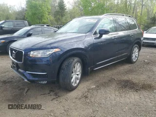 2016 Volvo XC90 T6 Momentum z VIN YV4A22PK2G1065953, wystawiony jako Copart lot #56627265 z przebiegiem 147 936 mil mil oraz Tytuł czysty. Historia ofert i sprzedaży dostępna na DreamBid. Obrazek 1.
