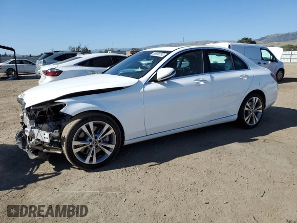 2020 Mercedes-Benz C 300 z VIN WDDWF8DB9LR561239, wystawiony jako Copart lot #56596295 z przebiegiem Nie podano mil oraz Szkoda całkowita • Salvage title. Historia ofert i sprzedaży dostępna na DreamBid. Obrazek 1.