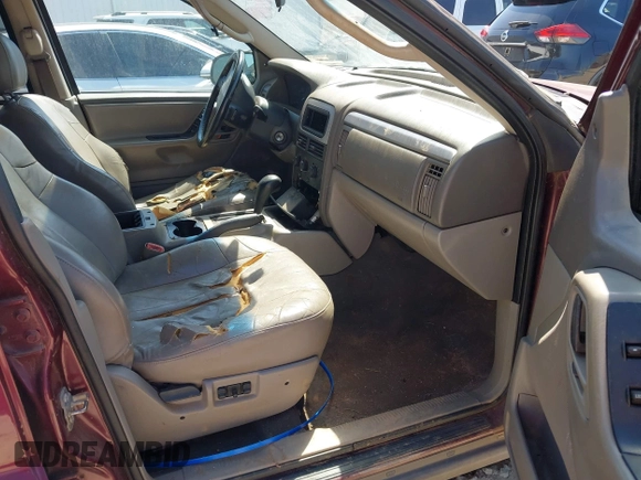 2003 Jeep Grand Cherokee Laredo with VIN 1J4GX48S93C523831, listed as a IAAI auction lot 41852442 with 270,735 mi miles. Bid and sale history available at carsss.com. Image 5.