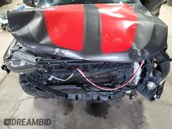 2015 Dodge Durango R/T with VIN 1C4SDJCT4FC786725, listed as a Copart auction lot 57618275 with 183,188 mi miles and Non repairable. Bid and sale history available at DreamBid. Image 12.