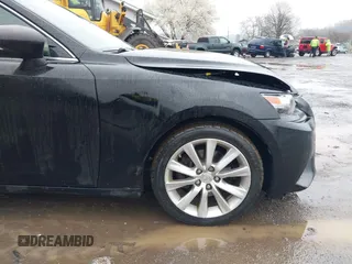 2015 Lexus IS 250 z VIN JTHCF1D23F5017544, wystawiony jako IAAI lot #42010763 z przebiegiem 209 949 mil mil oraz . Historia ofert i sprzedaży dostępna na DreamBid. Obrazek 18.