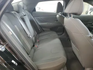 2025 Hyundai Elantra SEL Convenience z VIN KMHLS4DG3SU918869, wystawiony jako Copart lot #60993855 z przebiegiem 12 254 mil mil oraz Szkoda całkowita • Salvage title. Historia ofert i sprzedaży dostępna na DreamBid. Obrazek 10.