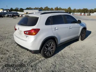 2017 Mitsubishi Outlander SEL с VIN JA4AP4AW8HZ016703, выставлен на аукционе Copart как лот 76070824 с пробегом 102 796 миль миль и Списание • Salvage title. История ставок и продаж доступна на DreamBid. Изображение 3.