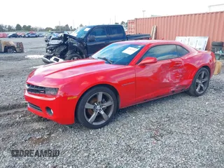 2012 Chevrolet Camaro 1LT z VIN 2G1FB1E3XC9203347, wystawiony jako IAAI lot #41261932 z przebiegiem 106 070 mil mil oraz . Historia ofert i sprzedaży dostępna na DreamBid. Obrazek 17.