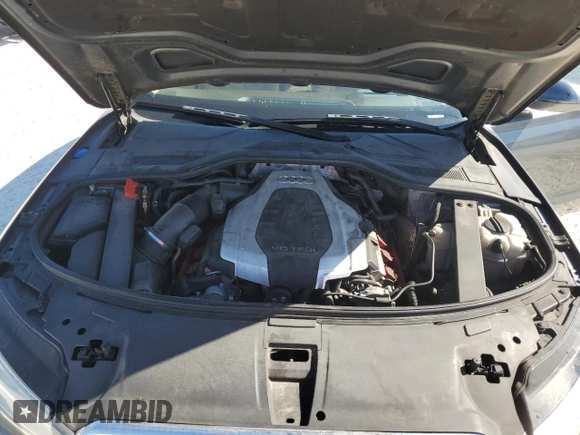 2015 Audi A8 with VIN WAUJGAFD5FN009026, listed as a Copart auction lot 81938904 with 122,880 mi miles and Salvage title. Bid and sale history available at DreamBid. Image 11.