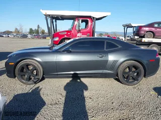 2014 Chevrolet Camaro LS with VIN 2G1FA1E31E9183026, listed as a IAAI auction lot 41738975 with 122,738 mi miles. Bid and sale history available at carsss.com. Image 14.