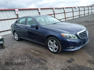 2014 Mercedes-Benz E-Class E 350 Luxury with VIN WDDHF8JB2EA815789, listed as a IAAI auction lot 41936648 with 127,665 mi miles. Bid and sale history available at carsss.com. Image 1.