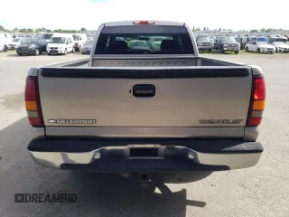 2000 Chevrolet Silverado 1500 LS with VIN 2GCEC19T3Y1202329, listed as a Copart auction lot 52712345 with 149,669 mi miles and Salvage Title. Bid and sale history available at DreamBid. Image 6.
