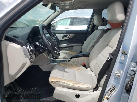 2015 Mercedes-Benz GLK 350 with VIN WDCGG5HB1FG402441, listed as a Copart auction lot 74671534 with 81,440 mi miles and Salvage Title. Bid and sale history available at DreamBid. Image 7.