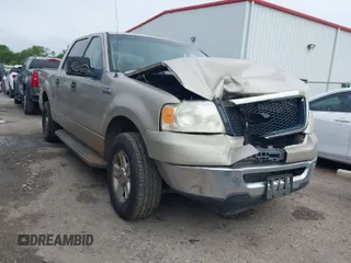 2008 Ford F-150 XLT with VIN 1FTPW12538FB16829, listed as a IAAI auction lot 41909565 with 291,775 mi miles. Bid and sale history available at carsss.com. Image 1.