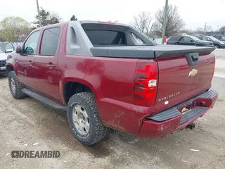 2007 Chevrolet Avalanche 3LT z VIN 3GNFK123X7G112836, wystawiony jako IAAI lot #41966619 z przebiegiem 136 017 mil mil oraz . Historia ofert i sprzedaży dostępna na DreamBid. Obrazek 3.