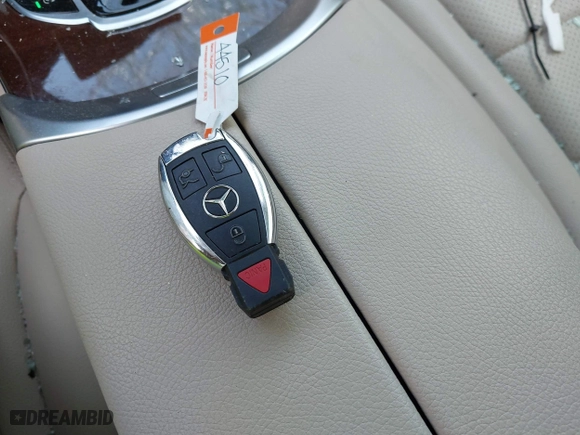 2019 Mercedes-Benz GLC with VIN WDC0G4JB2KV175112, listed as a IAAI auction lot 41909488 with 44,658 mi miles. Bid and sale history available at carsss.com. Image 11.