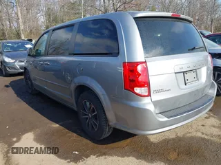 2016 Dodge Grand Caravan SE with VIN 2C4RDGBG7GR252195, listed as a IAAI auction lot 41415977 with 199,453 mi miles and . Bid and sale history available at DreamBid. Image 3.