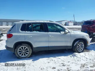 2017 Volkswagen Tiguan Wolfsburg Edition с VIN WVGRV7AX1HK005782, выставлен на аукционе IAAI как лот 41624861 с пробегом 114 660 миль миль и . История ставок и продаж доступна на DreamBid. Изображение 13.