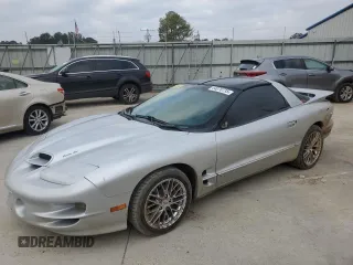 1998 Pontiac Firebird Formula with VIN 2G2FV22G6W2204704, listed as a Copart auction lot 44070735 with 184,682 mi miles and Salvage Title. Bid and sale history available at carsss.com. Image 1.