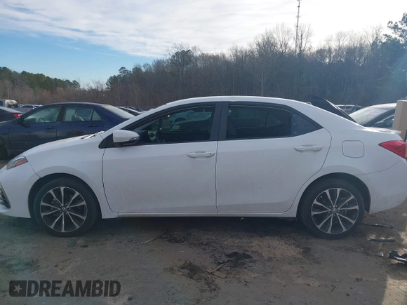 2017 Toyota Corolla L z VIN 5YFBURHE6HP632388, wystawiony jako IAAI lot #41299135 z przebiegiem 84 130 mil mil oraz . Historia ofert i sprzedaży dostępna na DreamBid. Obrazek 6.