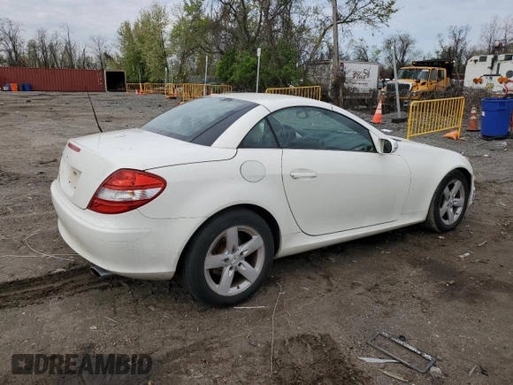 2006 Mercedes-Benz SLK 280 z VIN WDBWK54F16F128378, wystawiony jako Copart lot #53030415 z przebiegiem 178 787 mil mil oraz Czysty tytuł • Clean title. Historia ofert i sprzedaży dostępna na DreamBid. Obrazek 3.