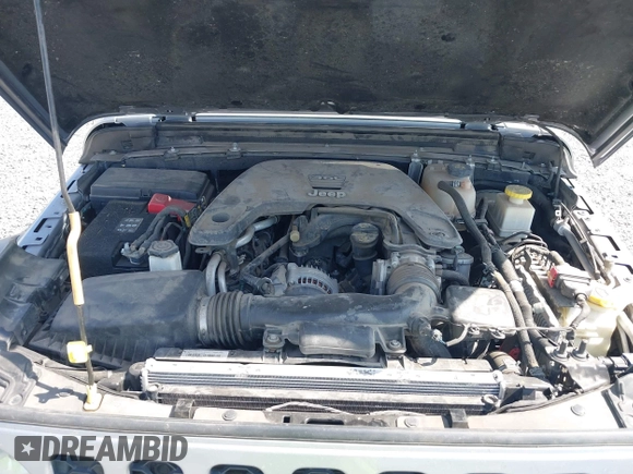 2020 Jeep Gladiator Sport S with VIN 1C6HJTAG7LL128940, listed as a IAAI auction lot 42108154 with 90,596 mi miles and . Bid and sale history available at DreamBid. Image 10.