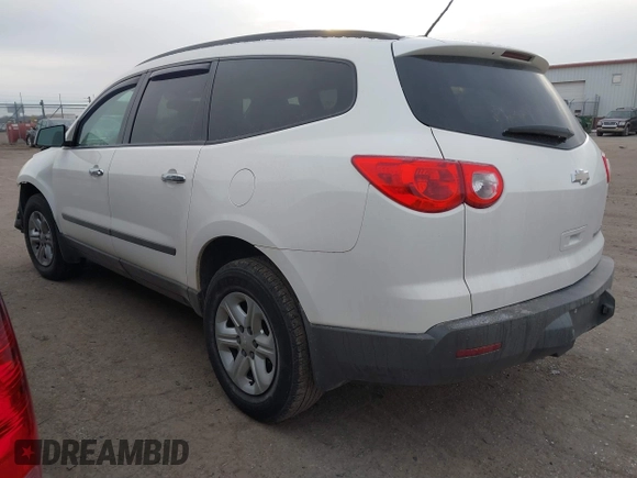 2012 Chevrolet Traverse LS z VIN 1GNKREED8CJ373705, wystawiony jako IAAI lot #41172553 z przebiegiem 101 410 mil mil oraz . Historia ofert i sprzedaży dostępna na DreamBid. Obrazek 3.