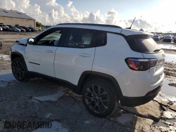2021 Jeep Compass 80th Anniversary with VIN 3C4NJCEB3MT550073, listed as a Copart auction lot 72429184 with 29,690 mi miles and Salvage Title. Bid and sale history available at carsss.com. Image 2.