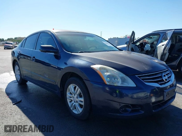 2010 Nissan Altima 2.5 SL with VIN 1N4AL2AP5AN500703, listed as a IAAI auction lot 42088630 with 125,282 mi miles. Bid and sale history available at carsss.com. Image 1.